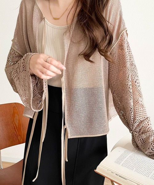 mily bilet(ミウィビレット)の「【mily bilet】360°上品に肌魅せ。レース切り替え 前後2WAYリボンカーデ(カーディガン/ボレロ・レディース・ブラック/グレイッシュベージュ/アイボリー・SMALL/LARGE/X-LARGE/MEDIUM)」の19枚目の写真