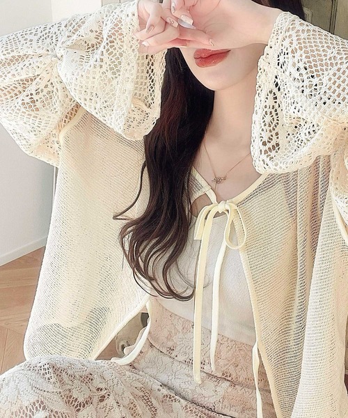 mily bilet(ミウィビレット)の「【mily bilet】360°上品に肌魅せ。レース切り替え 前後2WAYリボンカーデ(カーディガン/ボレロ・レディース・ブラック/グレイッシュベージュ/アイボリー・SMALL/LARGE/X-LARGE/MEDIUM)」の9枚目の写真