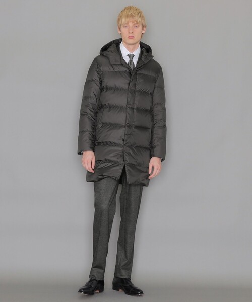 MACKINTOSH LONDON(マッキントッシュ ロンドン)の「ポリエステルタフタフーデットダウンアウター(ダウンジャケット/コート・メンズ・ブラック/ネイビー・38/42/40)」の4枚目の写真