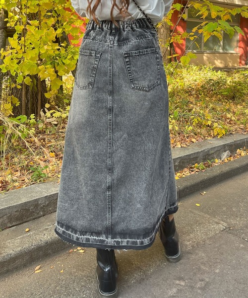 GLAMOROUS JANE（グラマラスジェーン）の「デニムフリンジヘムロングSK（デニムスカート・レディース・グレー/ブラック/ブルー・L/M）」の14枚目の写真