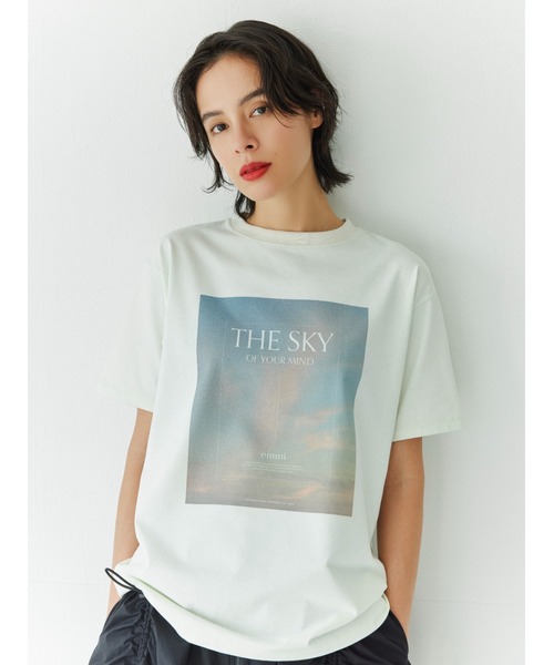 emmi（エミ）の「【emmi atelier】eco フォトTシャツ（Tシャツ/カットソー・レディース・イエロー/ホワイト・FREE）」の3枚目の写真