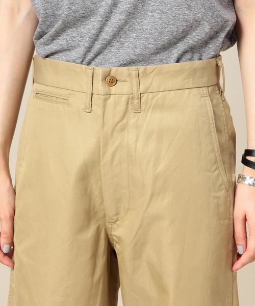 BEAUTY&YOUTH UNITED ARROWS(ビューティーアンドユースユナイテッドアローズ)の「BY AMERICANA クロップドチノパンツ: ◆(チノパンツ・レディース・ブラック/ベージュ・28/27)」の7枚目の写真