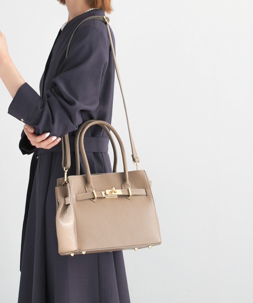 URBAN RESEARCH ROSSO WOMEN(アーバンリサーチ ロッソ)の「AULENTTI レザー2WAYBAG(ハンドバッグ・レディース・ベージュ系その他/ブラック・FREE)」の6枚目の写真