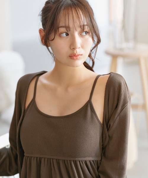 YU'NOW(ユナウ)の「【やわらか綿混ワッフル素材♪】カップ付ワッフルキャミ3点セット(ルームウェア/パジャマ・レディース・チャコールグレー/ベージュ/ブラウン/ベージュ系その他/ブラック・S/M/L)」の16枚目の写真
