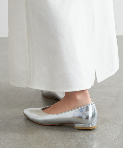 LE TALON(ルタロン)の「アーモンドプレーンフラット(その他シューズ・レディース・ブラック系その他/グレー/シルバー/アイボリー・22.5cm/23cm/24.5cm/24cm/23.5cm/22cm/25cm)」の17枚目の写真
