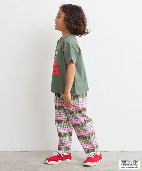 A BOND（アボンド）の「コットンタックイージーパンツ（90～150cm）（その他パンツ・キッズ・ブラック/イエロー/チャコール/ピンク/レッド/グレー/ブルー/レッド系その他/グリーン系その他/エメラルド/オフホワイト・110/100/90/120/150/140/130）」の17枚目の写真