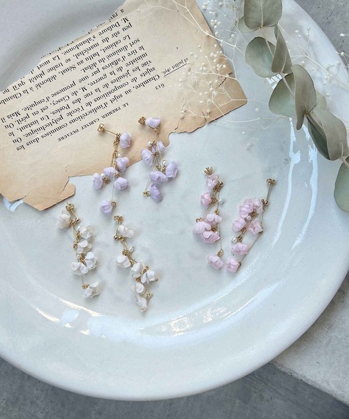 かすみ草　パールブロンピアス　ハンドメイド かすみ草パールブロンピアス | liqui