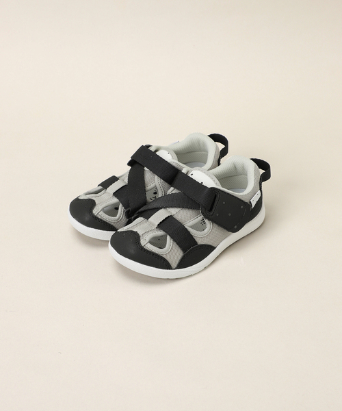 IENA ENFANT(イエナアンファン)の「《追加》IFME/イフミー 別注Bon Chic サンダルKIDS(15cm-19cm)(サンダル・レディース・ブラック/キャメル/グレー・18/17/15 /19/16)」の2枚目の写真