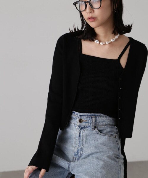 FREE'S MART（フリーズマート）の「キャミレイヤードニットカーディガン（ニット/セーター・レディース・ブルー/ブラック/ホワイト・FREE）」の2枚目の写真