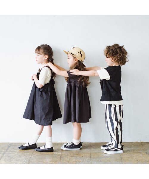 p.premier(ピードットプルミエ)の「イロチ買いしたい前後2WAYシンプルワンピース(ワンピース・キッズ・ブラック/アイボリー/サックスブルー/ピンク/レッド/イエロー・80/90/100/110/120/130/140)」の9枚目の写真