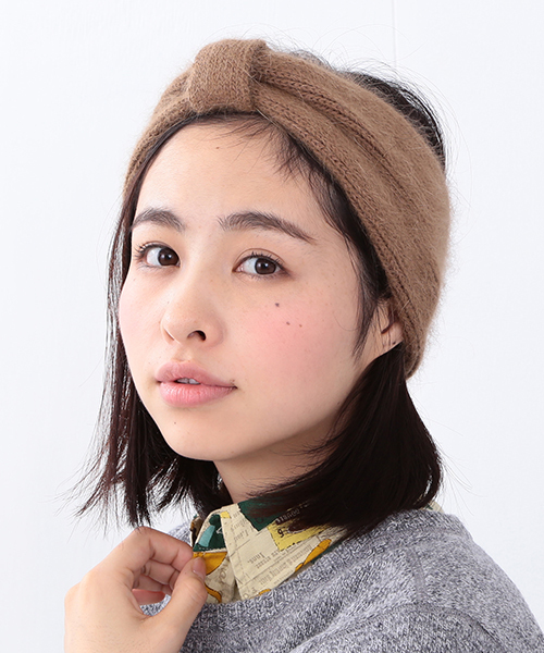 BEAMS BOY（ビームスボーイ）の「BEAMS BOY / アンゴラ混 ヘアバンド（ヘアバンド・レディース・グレー/ベージュ/ネイビー・ONE SIZE）」の3枚目の写真