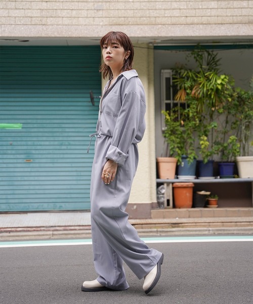 mimi toujours(ミミトゥジュール)の「ワイド ジャンプスーツ mimi toujours×itsPeachi(ワンピース・レディース・ブルーグレー/チャコール・M)」の14枚目の写真
