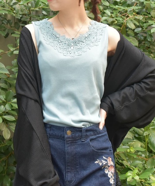 axes femme（アクシーズファム）の「吸水速乾フラワーレース