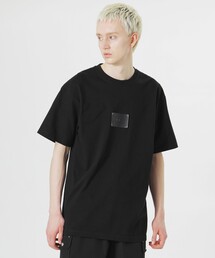 LVLSエンボスパッチTシャツ
