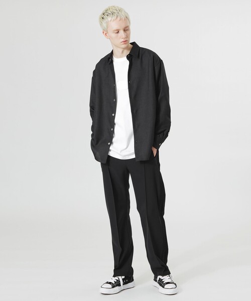 LOVELESS（ラブレス）の「LVLSエンボスパッチTシャツ（Tシャツ/カットソー・メンズ・オフホワイト/ブラック・S/M/L）」の4枚目の写真