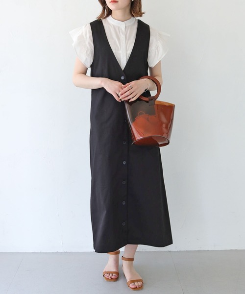 HER CLOSET（ハークローゼット）の「 【HER CLOSET】WEB限定バックリボンチノジャンパースカート WEB LIMITED BACK RIBBON CHINO JUMPER SKIRT（ジャンパースカート・レディース・ベージュ/ブラック/カーキ・M）」の2枚目の写真