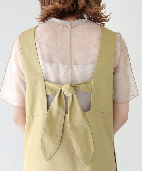 HER CLOSET（ハークローゼット）の「 【HER CLOSET】WEB限定バックリボンチノジャンパースカート WEB LIMITED BACK RIBBON CHINO JUMPER SKIRT（ジャンパースカート・レディース・ベージュ/ブラック/カーキ・M）」の14枚目の写真