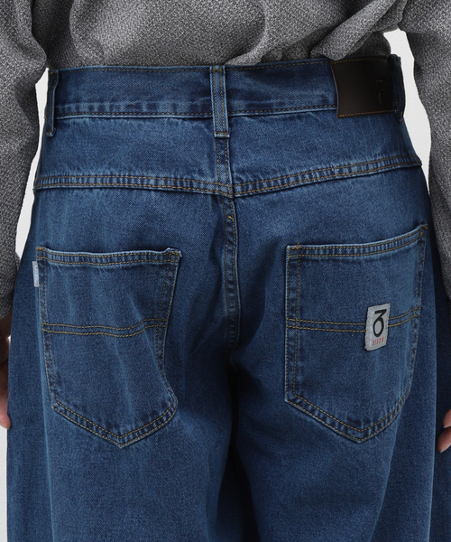 417 EDIFICE（フォーワンセブンエディフィス）の「【360 / three sixty】OG Baggy Fit 5 Pocket Denim（デニムパンツ・メンズ・ブルー/ブラック・32）」の16枚目の写真
