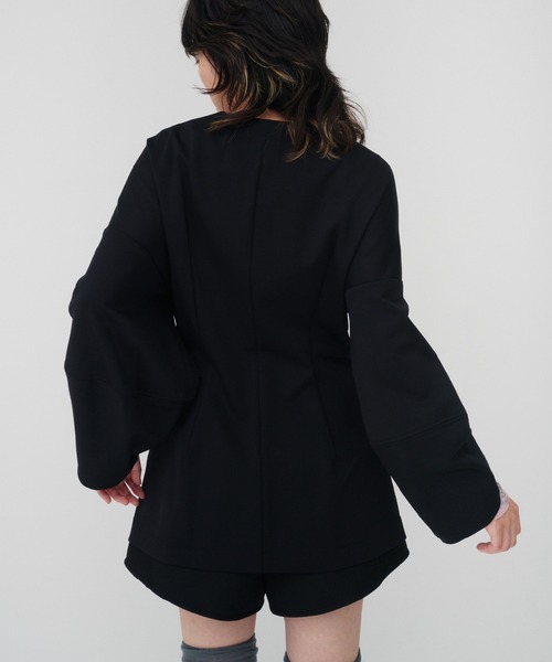 THINGS THAT MATTER(シングス ザット マター)の「SCUBA JERSEY COLLARLESS JACKET / スキューバジャージカラーレスジャケット(ノーカラージャケット・レディース・ブラック・FREE)」の7枚目の写真