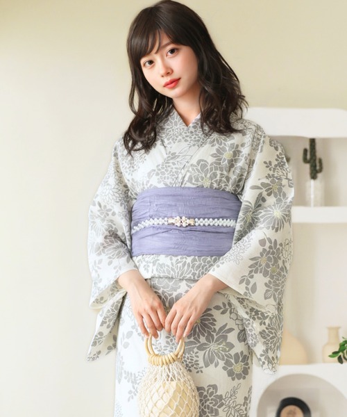 CELEN（セレン）の「【1人で着られる浴衣4点セット】浴衣・兵児帯・腰紐2本《夏麗し浴衣》（浴衣・レディース・その他3/その他12/その他4/その他7/その他9/その他6/その他8/その他10/その他1/その他2/その他5/その他11/ホワイト系/イエロー系/グレー系1/グレー系2/アイボリー系/グレー系3/ブラウン系1/ブラウン系2/ネイビー系・FREE）」の2枚目の写真