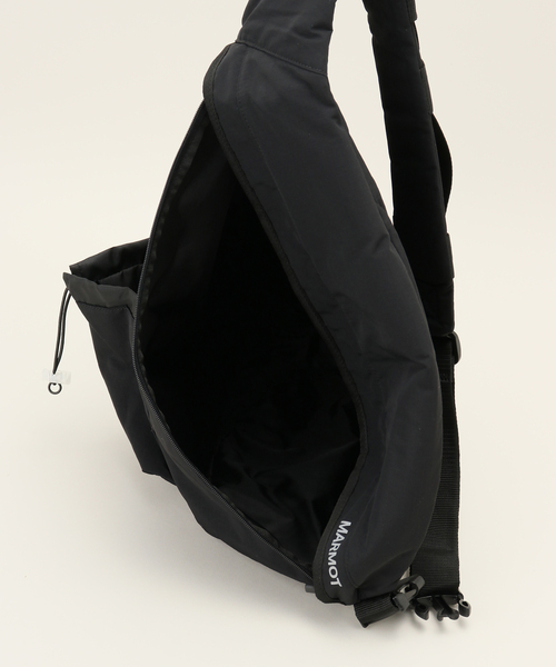 MARMOT(マーモット)の「【MARMOT / マーモット】SLING バッグ(ショルダーバッグ・レディース・ブラック・FREE)」の8枚目の写真