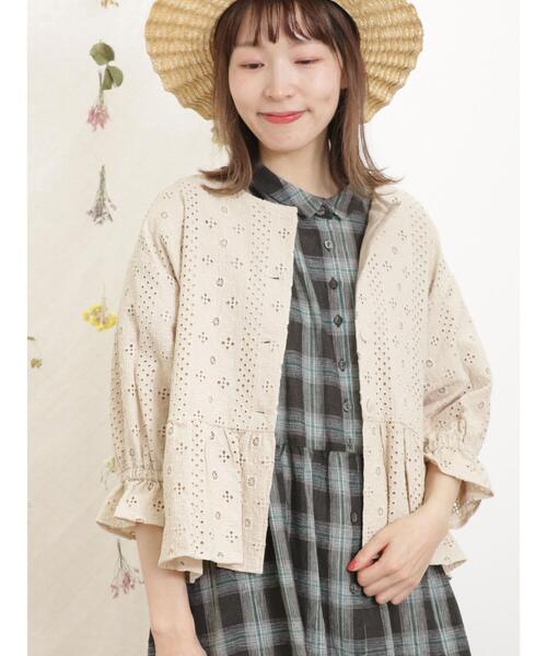 Samansa Mos2（サマンサ モスモス）の「オーバーレース裾フリル