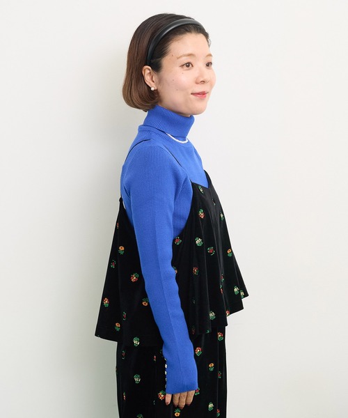 CHILD WOMAN（チャイルドウーマン）の「ベロアカラフル刺繍