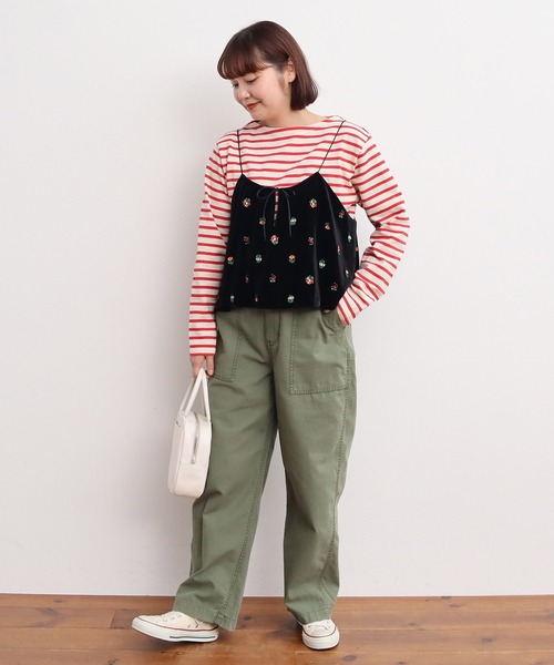 child womanベロアカラフル刺繍マフラーブラック
