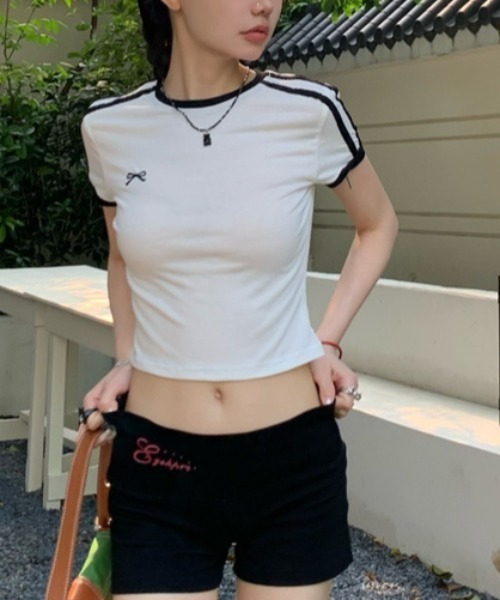 Vipoa(ヴィポア)の「line accent ribbon tee(Tシャツ/カットソー・レディース・ホワイト・FREE)」の9枚目の写真