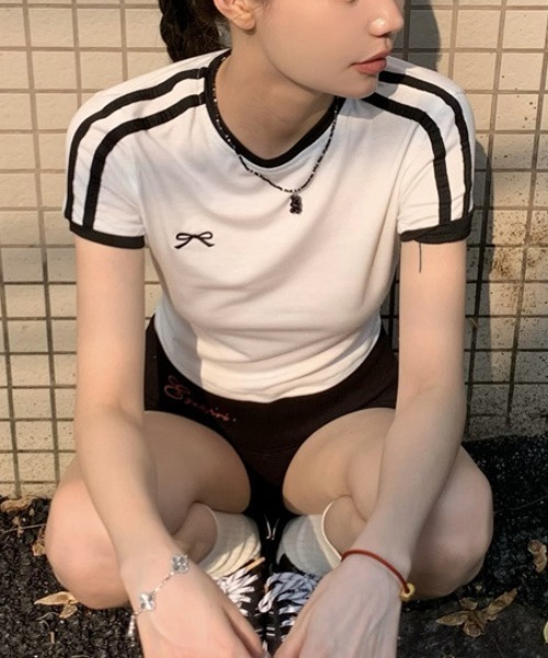 Vipoa(ヴィポア)の「line accent ribbon tee(Tシャツ/カットソー・レディース・ホワイト・FREE)」の13枚目の写真