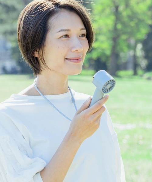 MARK'S(マークス)の「ペルチェ冷却機能ハンディファン カラビナ付(生活家電・レディース・ホワイト/ブルー/ピンク・FREE)」の8枚目の写真