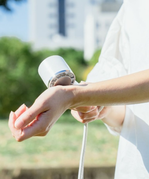 MARK'S(マークス)の「ペルチェ冷却機能ハンディファン カラビナ付(生活家電・レディース・ホワイト/ブルー/ピンク・FREE)」の11枚目の写真