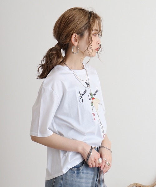 BRODIAEA(ブローディア)の「BRODIAEA シルケットコットン加工 刺繍Tシャツ(Tシャツ/カットソー・レディース・ダークグリーン/ネイビー/キャメル/レンガ/オフホワイト・40)」の7枚目の写真