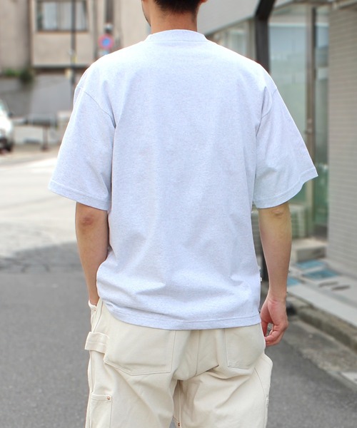 United Athle(ユナイテッドアスレ)の「【UNITED ATHLE】ユナイテッドアスレ 7.1オンス オープンエンド ラギッド Tシャツ 4277(Tシャツ/カットソー・メンズ・アッシュグレー/ホワイト/モスグリーン/ブラック・L/XL/M)」の19枚目の写真