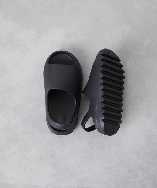 riziere(リジェール)の「プラットフォームサンダル(サンダル・キッズ・ライトベージュ/ブラック・15cm/16cm/17cm/18cm/19cm)」の21枚目の写真