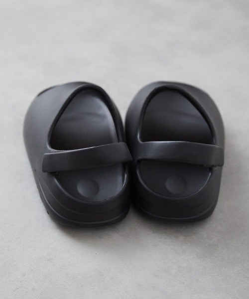 riziere(リジェール)の「プラットフォームサンダル(サンダル・キッズ・ライトベージュ/ブラック・15cm/16cm/17cm/18cm/19cm)」の18枚目の写真