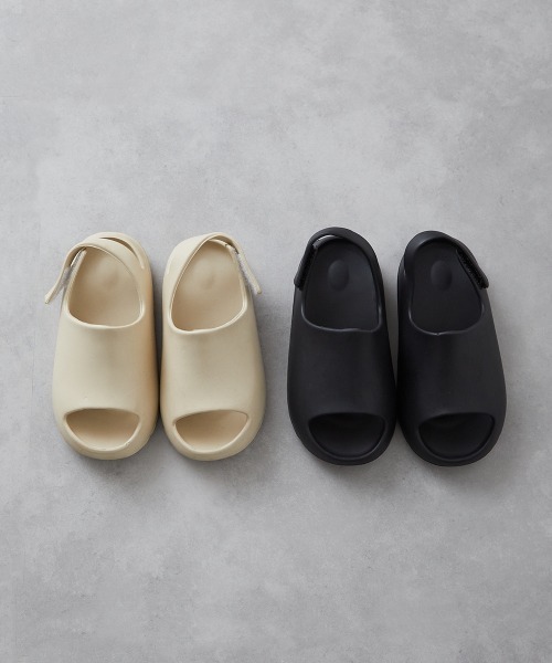 riziere(リジェール)の「プラットフォームサンダル(サンダル・キッズ・ライトベージュ/ブラック・15cm/16cm/17cm/18cm/19cm)」の8枚目の写真