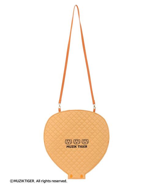 Green　Parks（グリーンパークス）の「ムジークタイガー/うちわショルダー（ショルダーバッグ・レディース・パープル/オレンジ/イエロー/ホワイト/ピンク/グリーン/レッド/ブラック/ブルー・FREE）」の15枚目の写真