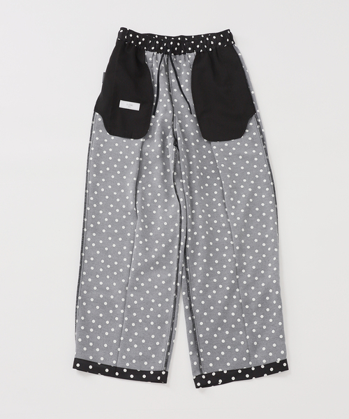 SLOBE IENA(スローブイエナ)の「プリントサテンイージーパンツ(その他パンツ・レディース・キャメル/ブラック・FREE)」の3枚目の写真