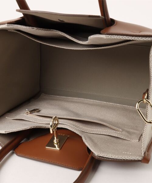 FURLA（フルラ）の「FURLA GENESI M TOTE（トートバッグ・レディース・ベージュ系その他・ONE SIZE）」の7枚目の写真