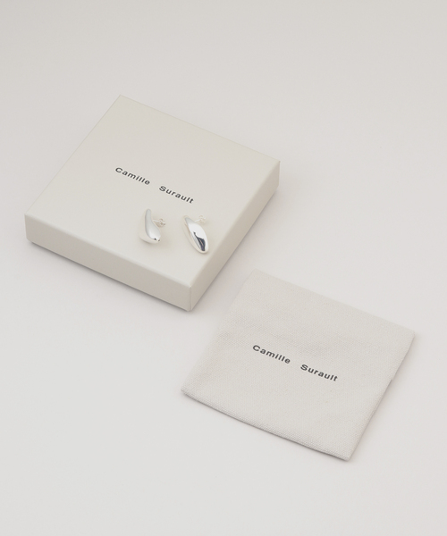 AP STUDIO（エーピーストゥディオ）の「【Camille Surault】triangle earrings（ピアス（両耳用）・レディース・シルバー・FREE）」の9枚目の写真