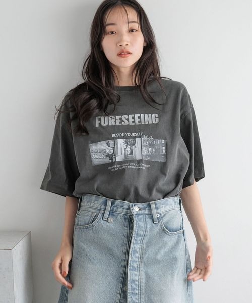 LOWRYS FARM(ローリーズファーム)の「フォトグラフィックTシャツ 139613(Tシャツ/カットソー・レディース・アイボリー/グレー/チャコールグレー・FREE)」の15枚目の写真