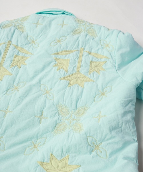 amok（アモク）の「FLOWER QUILT JACKET（ブルゾン・メンズ・ライトブルー/ブラック・S/M/L）」の12枚目の写真