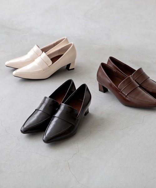 menue(メヌエ)の「ポインテッドトゥ ヒール ローファー(ローファー・レディース・アイボリー/ダークブラウン/ブラック・21.5cm/22.0cm/22.5cm/23.0cm/23.5cm/24.0cm/24.5cm/25.0cm/25.5cm/26.0cm)」の3枚目の写真