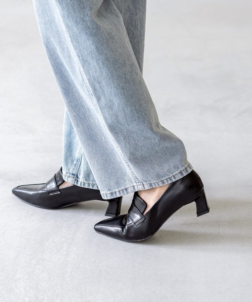 menue(メヌエ)の「ポインテッドトゥ ヒール ローファー(ローファー・レディース・アイボリー/ダークブラウン/ブラック・21.5cm/22.0cm/22.5cm/23.0cm/23.5cm/24.0cm/24.5cm/25.0cm/25.5cm/26.0cm)」の13枚目の写真