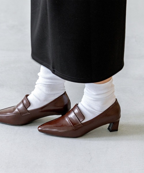 menue(メヌエ)の「ポインテッドトゥ ヒール ローファー(ローファー・レディース・アイボリー/ダークブラウン/ブラック・21.5cm/22.0cm/22.5cm/23.0cm/23.5cm/24.0cm/24.5cm/25.0cm/25.5cm/26.0cm)」の20枚目の写真