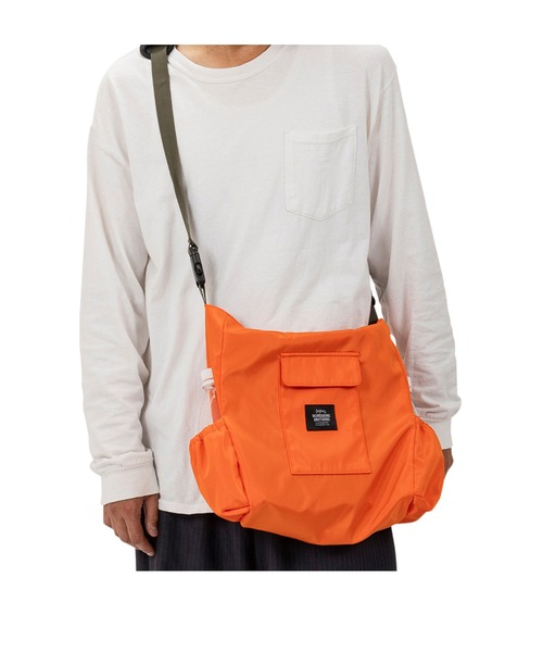 MANDARINE BROTHERS(マンダリンブラザーズ)の「リバーシブル3wayトート/ペットカート取付可能(トートバッグ・レディース・ベージュ/オレンジ/ライトグレー/ネイビー・FREE)」の22枚目の写真