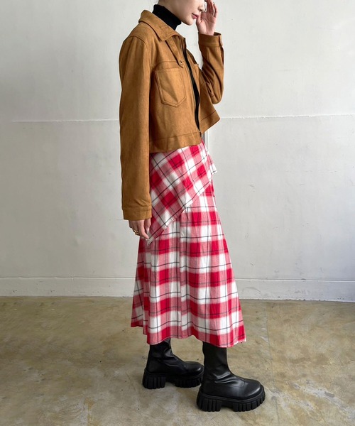 Jewelobe（ジュエローブ）の「スエードタッチショートライトブルゾン（ブルゾン・レディース・ピンク/アイボリー/ブラウン/ベージュ・FREE）」の14枚目の写真