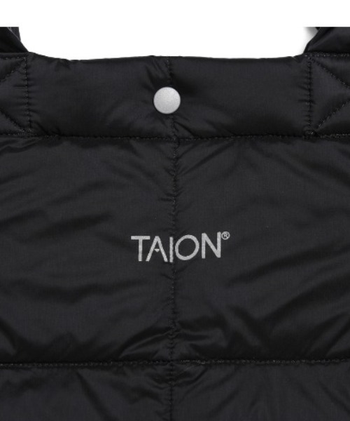 TAION(タイオン)の「【TAION(タイオン)】〈グッズ〉ベーシック ランチ ダウントートバッグS(トートバッグ・メンズ・チャコール/サンドベージュ/オフホワイト/ネイビー/グリーン系その他2/レオパード/オリーブ/ダークパープル/ダークブルー/ブラック/ブラウン系1/ベージュ/ベージュ系1/ネイビー系6/ダークネイビー/パープル/ダークオリーブ/ブラック系3/ライトグレー/ブラウン系8・ONESIZE)」の21枚目の写真