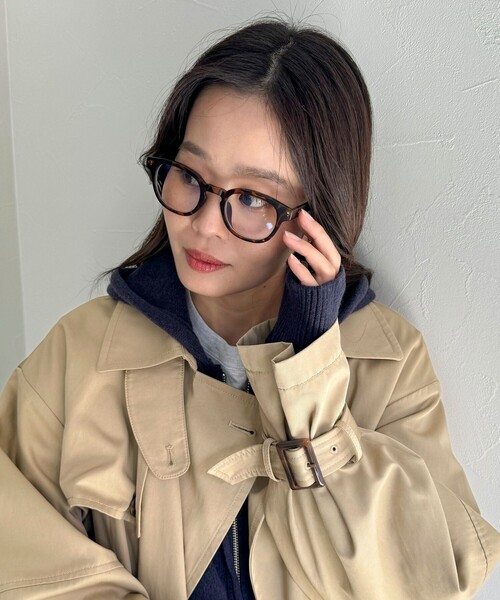 fredy emue（フレディエミュ）の「ブルーライトカットメガネ（メガネ・レディース・ブラウン系その他/ブラック・FREE）」の2枚目の写真